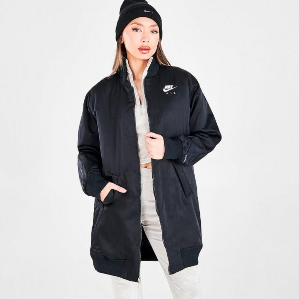 Nike Air Therma-FIT Women’s Synthetic-Fill Bomber Jacket - Black